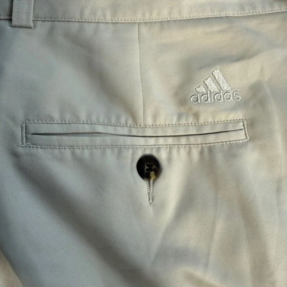Adidas Golf Performance Shorts Tan Khaki Flat Front Performance Men's 42 GUC